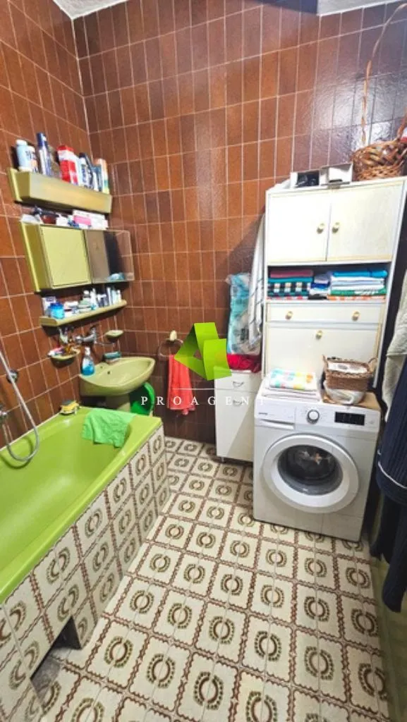 Izdavanje, poslovni prostor, 76m², Medijana, Niš