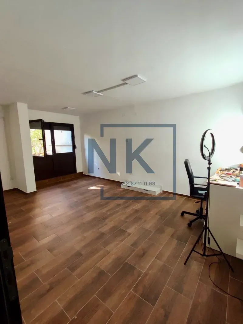 Rent, office space, 80m², Blok 5, Podgorica