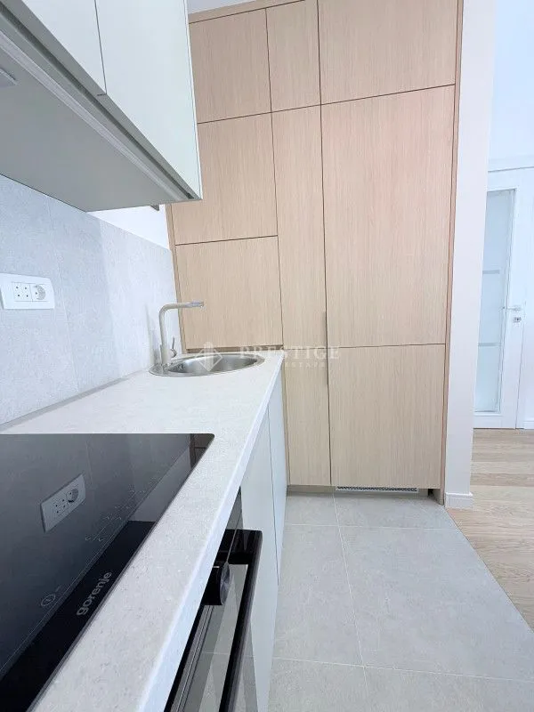 Izdavanje, jednosoban stan, 39m², Pobrežje, Podgorica