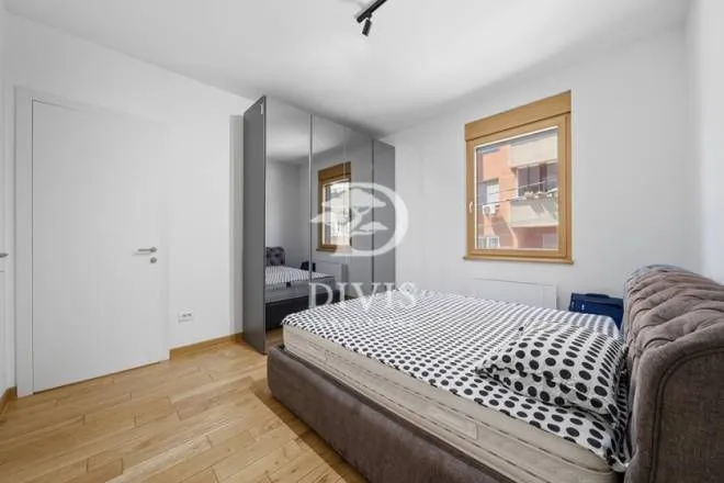 Sale, four bedroom apartment, 118m², Crveni Krst, Beograd