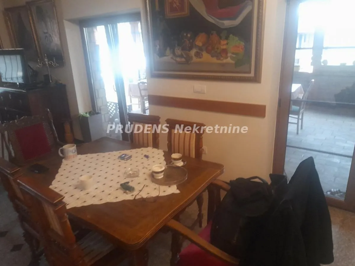Sale, house, 190m², Surčin, Beograd