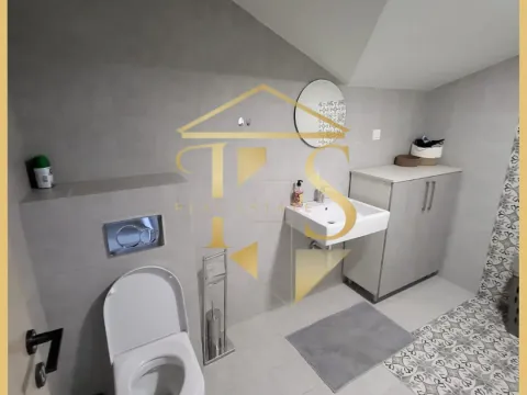 Rent, one bedroom apartment, 60m², Centar, Tivat - image 10