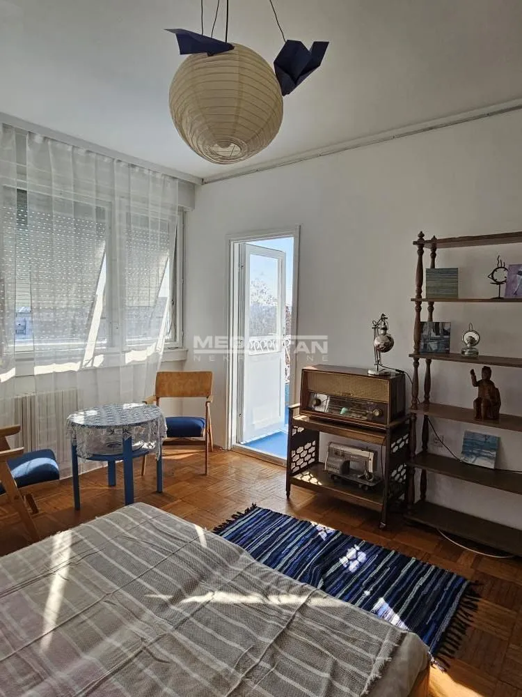 Rent, three bedroom apartment, 75m², Zvezdara Sve Podlokacije, Beograd