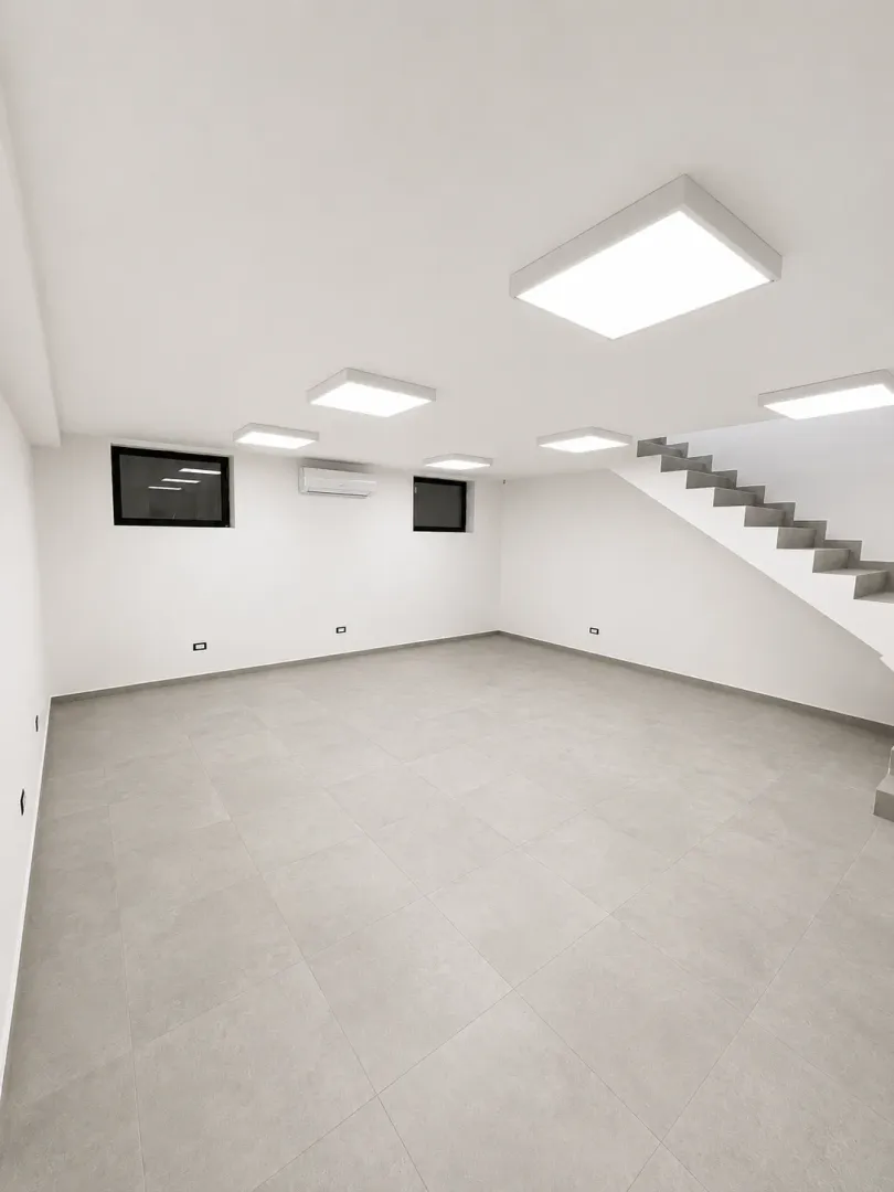 Rent, office space, 95m², City Kvart, Podgorica