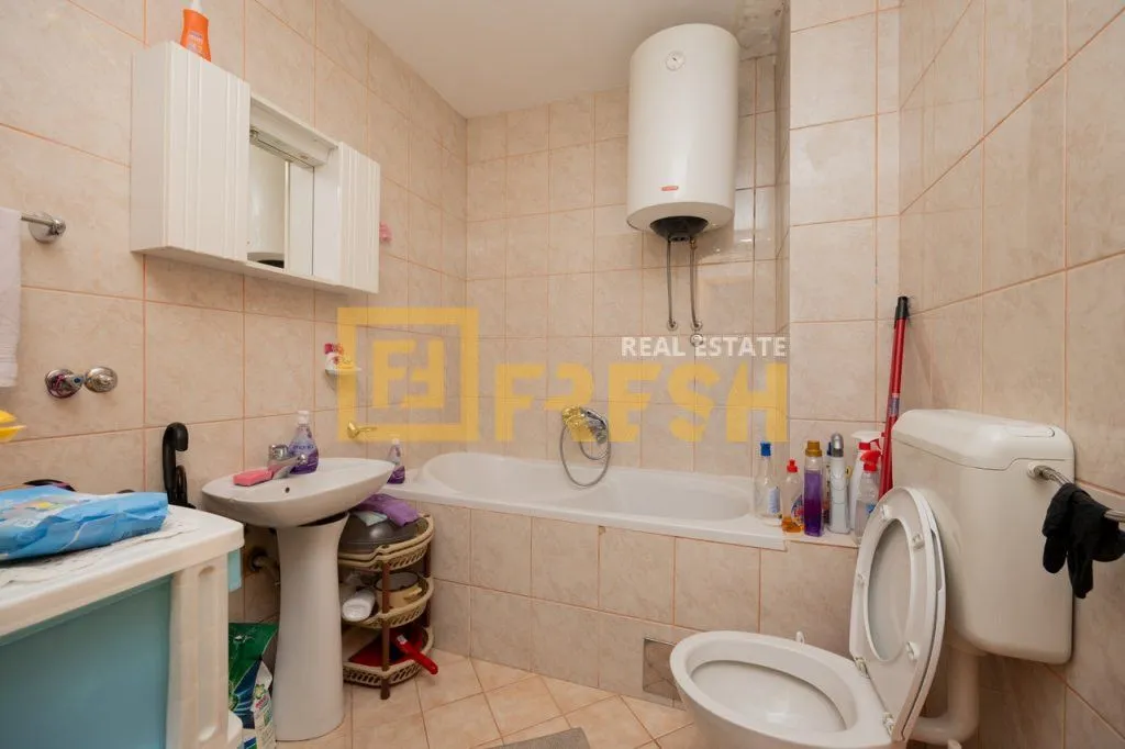 Prodaja, trosoban stan, 109m², Momišići, Podgorica