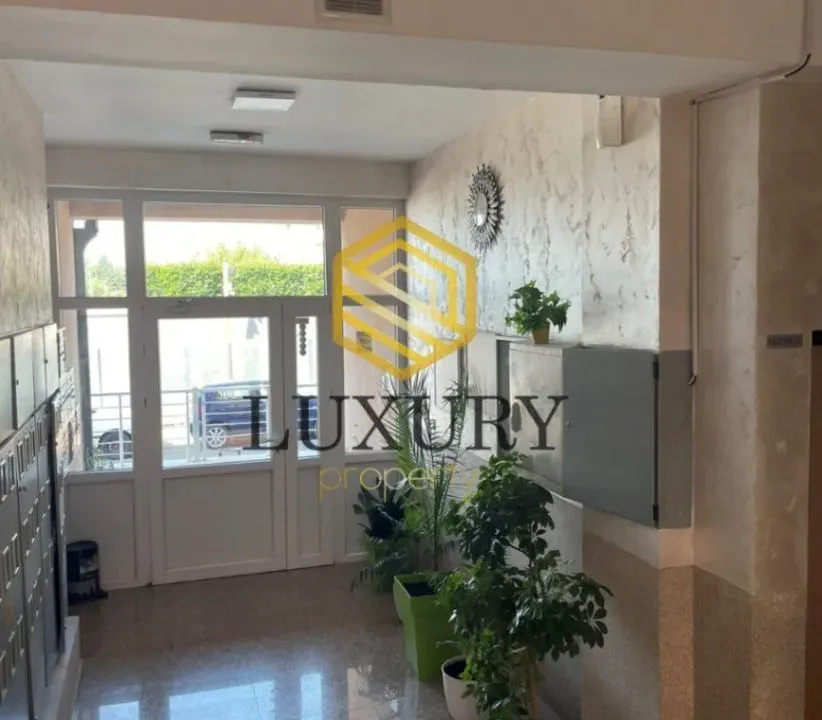 Sale, two bedroom apartment, 59m², 1 maj, Podgorica