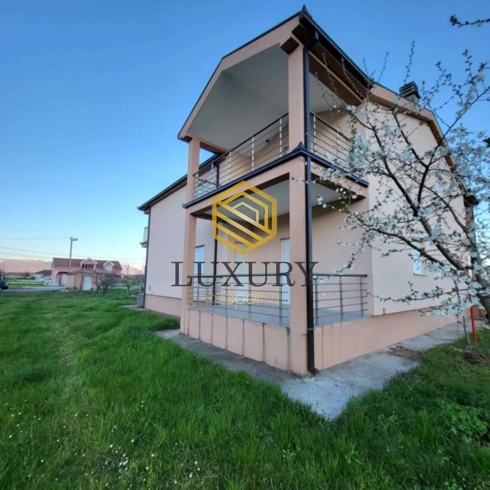 Rent, house, 200m², Zeta, Podgorica