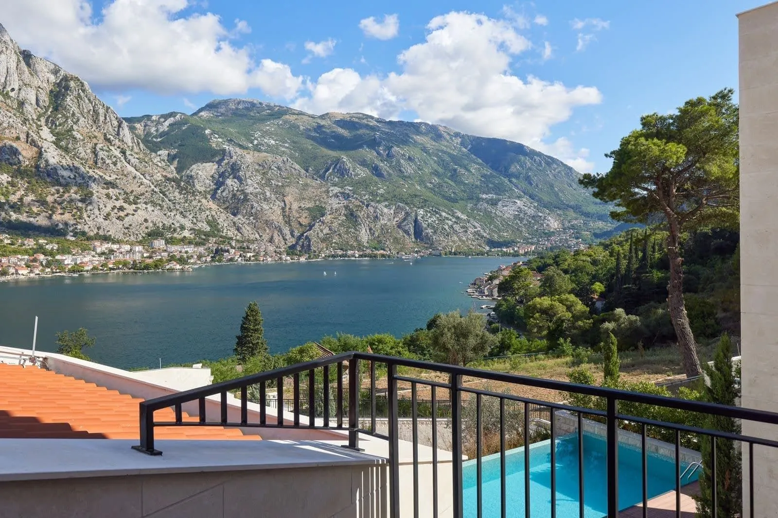 Sale, house, 456m², Prčanj, Kotor