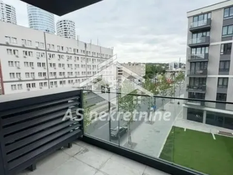 Izdavanje, trosoban stan, 84m², Savski Venac, Beograd - image 13