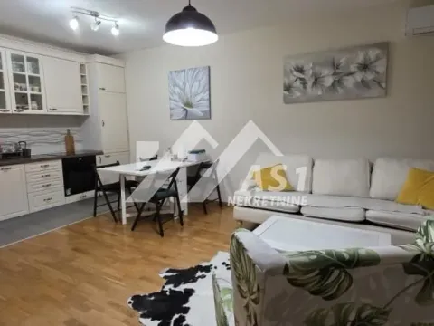Izdavanje, trosoban stan, 84m², Telep, Novi Sad Sve Podlokacije - image 2