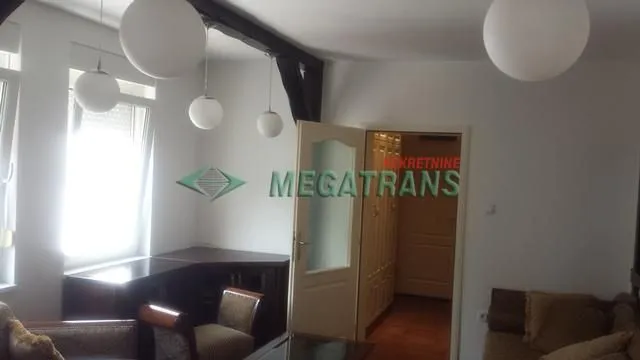 Izdavanje, dvosoban stan, 50m², Bulevar Oslobodjenja, Novi Sad Sve Podlokacije
