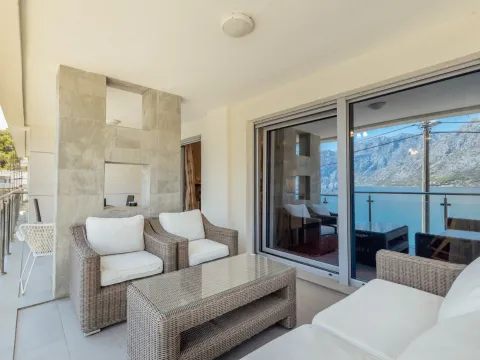 Sale, two bedroom apartment, 100m², Stoliv, Kotor - image 14