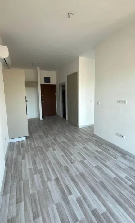 Prodaja, jednosoban stan, 37m², Centar, Bar