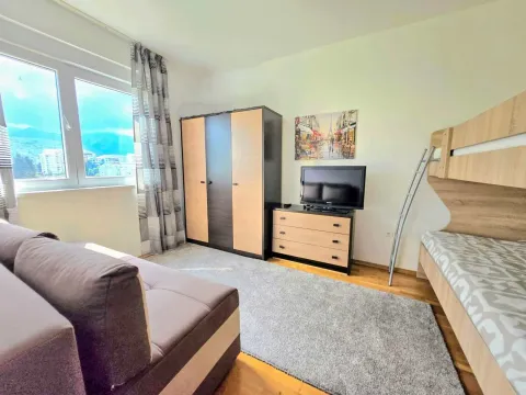 Rent, three bedroom apartment, 101m², Centar, Bar - image 8