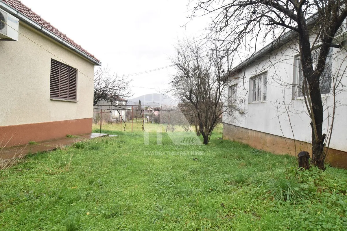 Prodaja, plac, 1400m², Zagorič, Podgorica