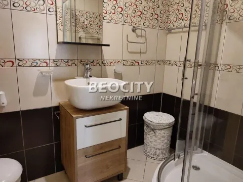 Izdavanje, trosoban stan, 81m², Centar, Novi Sad - image 12