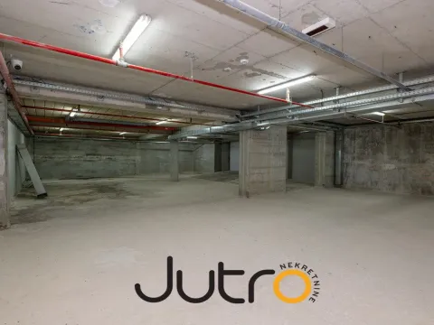 Rent, office space, 178m², Podgorica, Crna Gora - image 12