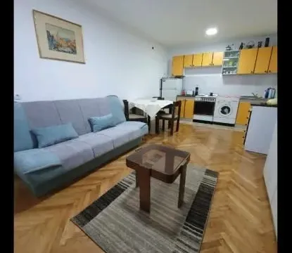 Sale, studio apartment, 29m², Bulevar Oslobodjenja, Novi Sad Sve Podlokacije