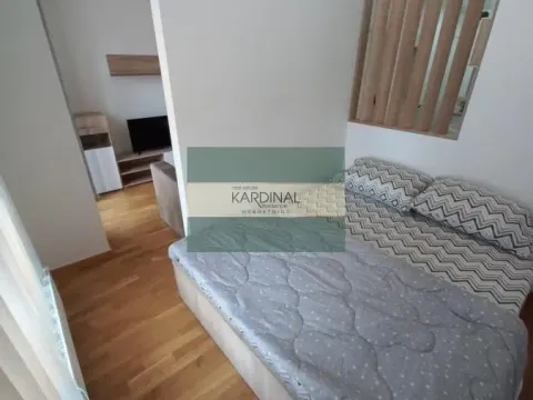 Rent, studio apartment, 32m², Centar, Jagodina - image 8