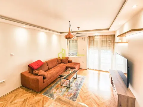 Rent, one bedroom apartment, 45m², Blok 9, Podgorica - image 5