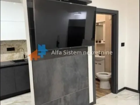 Izdavanje, dvosoban stan, 40m², Cvetkova Pijaca, Zvezdara Sve Podlokacije - image 4