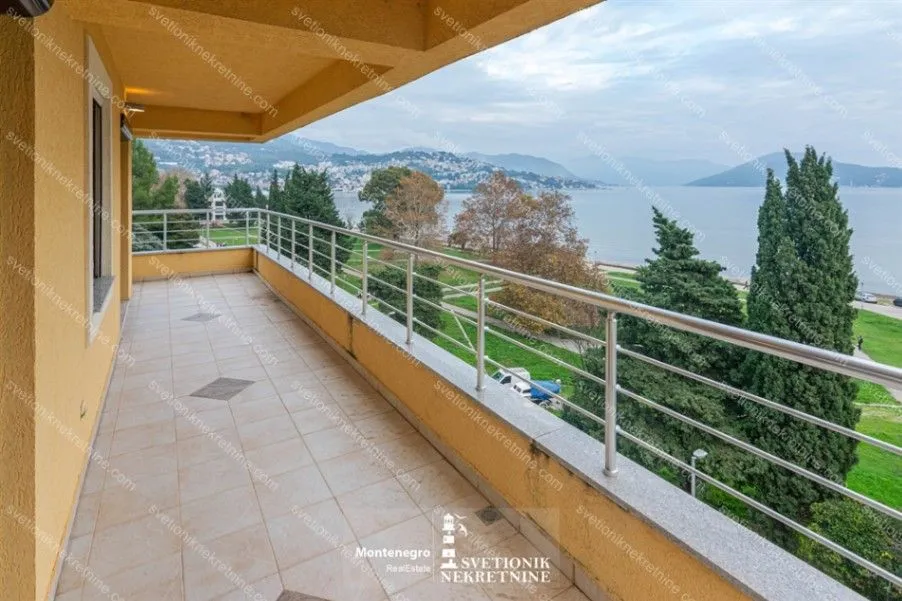 Sale, one bedroom apartment, 60m², Igalo, Herceg Novi