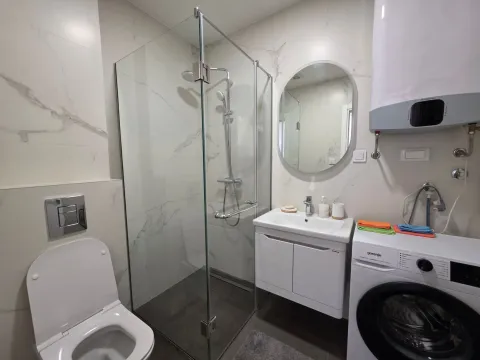 Izdavanje, jednosoban stan, 44m², Bečići, Budva - image 22