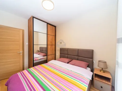 Izdavanje, jednosoban stan, 45m², Pobrežje, Podgorica - image 7