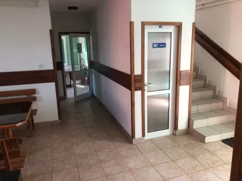 Rent, office space, 1300m², Stari Banovci, Stara Pazova - image 4
