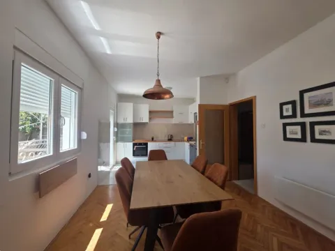 Izdavanje, trosoban stan, 130m², Preko Morače, Podgorica - image 5