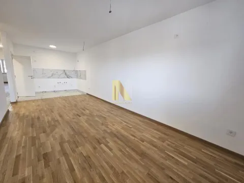 Prodaja, četvorosoban stan, 95m², Avijatičarsko naselje, Novi Sad Sve Podlokacije - image 6