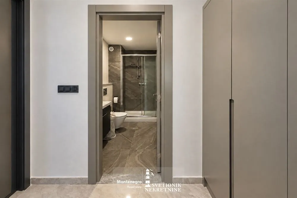 Prodaja, jednosoban stan, 60m², Topla, Herceg Novi