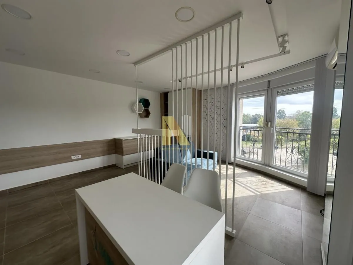 Rent, office space, 90m², Nova Detelinara, Novi Sad Sve Podlokacije