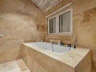 Sale, house, 380m², Ljuta, Kotor - image 13