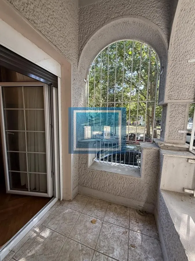 Prodaja, trosoban stan, 71m², Centar, Jagodina