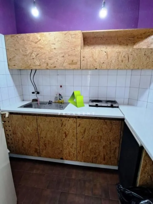 Rent, office space, 110m², Medijana, Niš