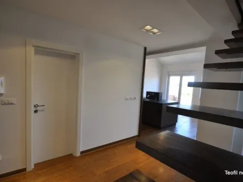 Sale, two bedroom apartment, 119m², Zemun Kej, Zemun Sve Podlokacije - image 10