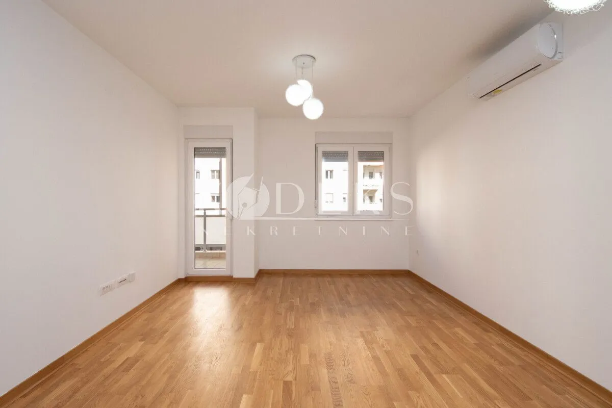 Izdavanje, dvosoban stan, 64m², City Kvart, Podgorica