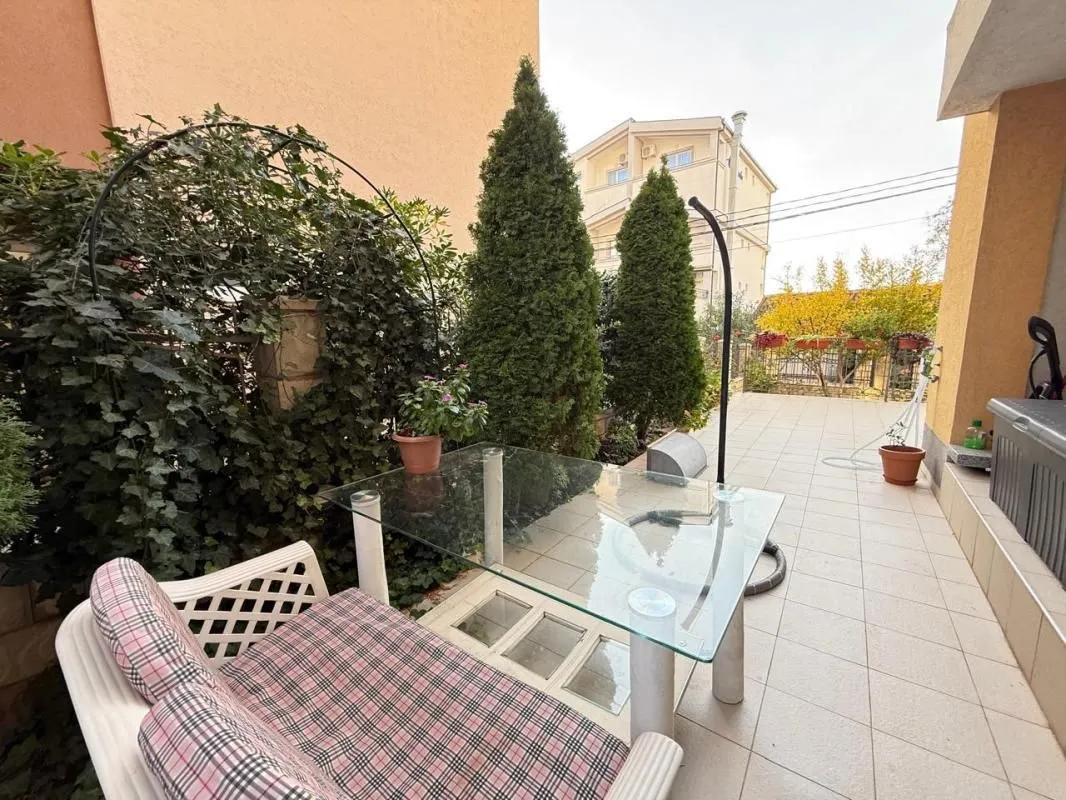 Prodaja, dvosoban stan, 107m², Dobra Voda, Budva