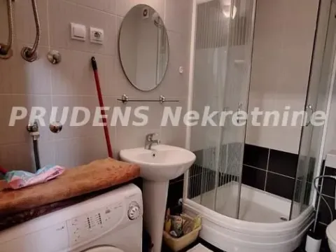 Rent, one bedroom apartment, 34m², Zvezdara Sve Podlokacije, Beograd - image 8