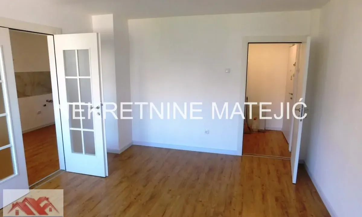 Sale, one bedroom apartment, 39m², Aerodrom, Kragujevac