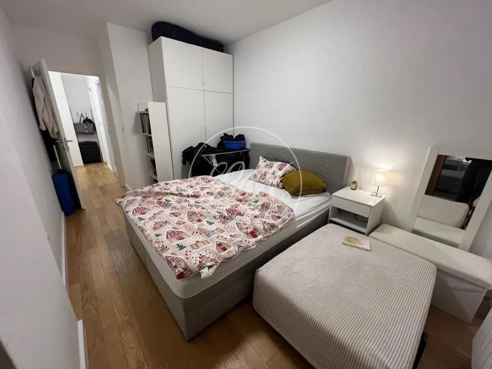 Prodaja, trosoban stan, 71m², Zemun Sve Podlokacije, Beograd