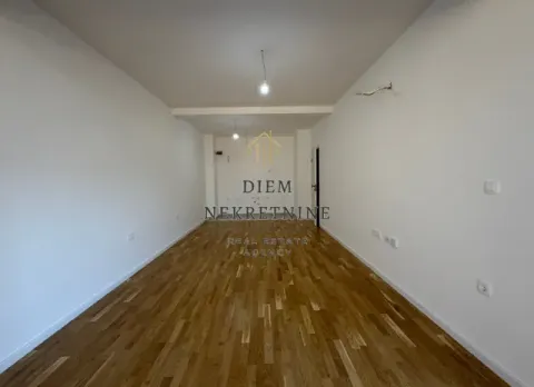 Rent, two bedroom apartment, 65m², Stari Aerodrom, Podgorica - image 3