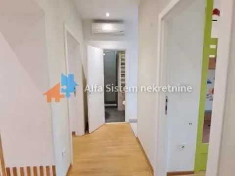 Izdavanje, stan, 56m², Savski Venac, Beograd - image 3