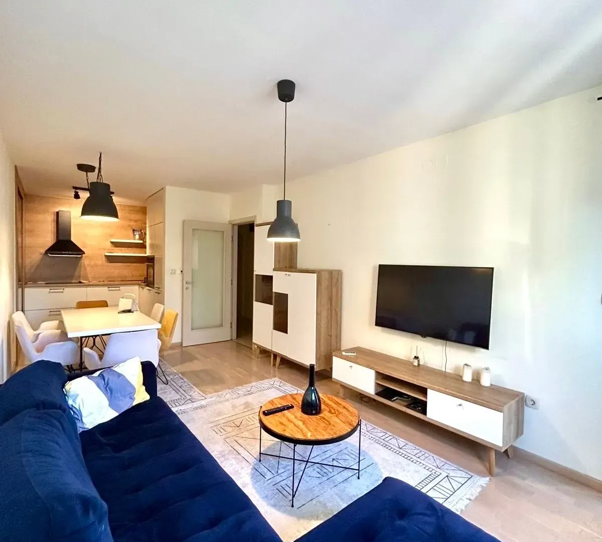 Rent, one bedroom apartment, 49m², City Kej, Podgorica