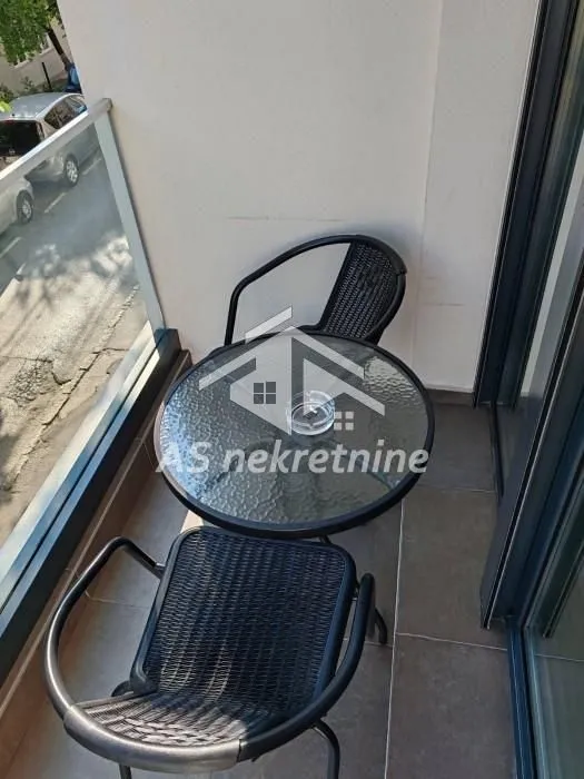 Rent, three bedroom apartment, 77m², Crveni Krst, Beograd