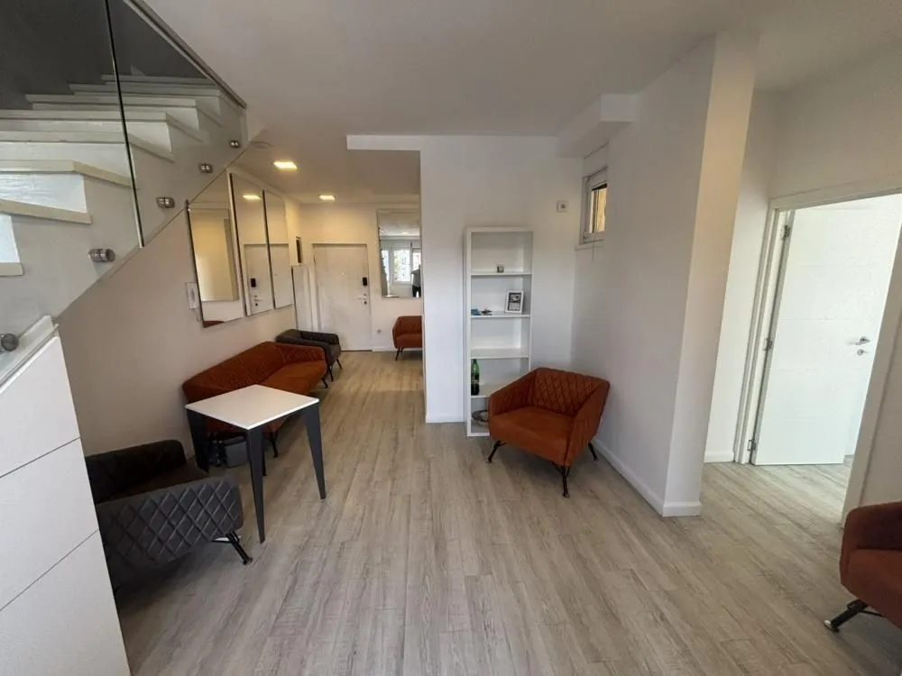 Sale, apartment, 118m², Đeram Pijaca, Beograd