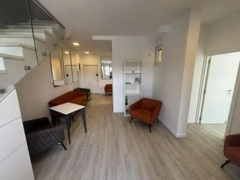 Sale, apartment, 118m², Đeram Pijaca, Beograd - image 2