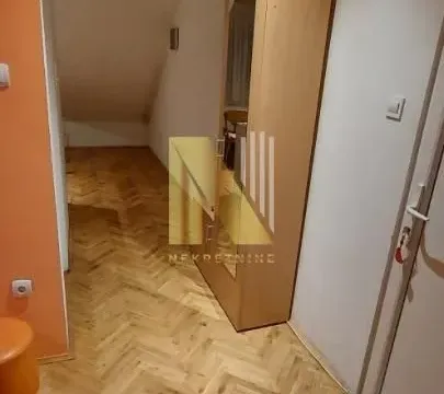 Izdavanje, dvosoban stan, 40m², Centar, Novi Sad - image 8