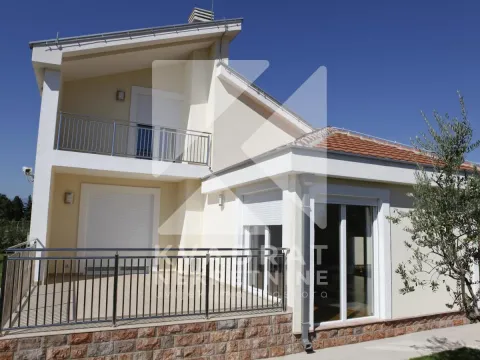 Rent, house, 250m², Donji Kokoti, Podgorica - image 3